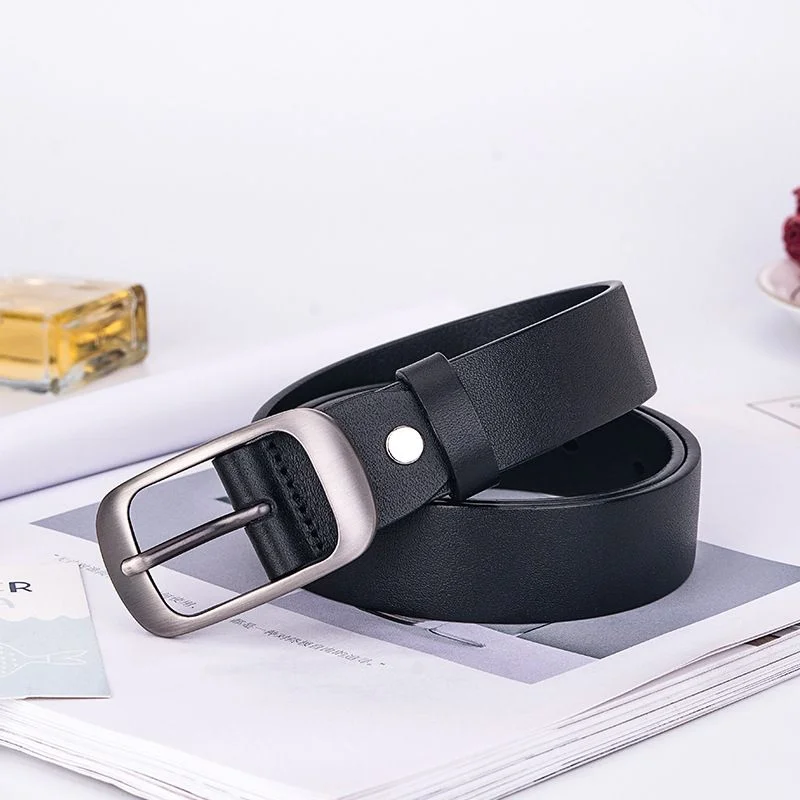 Top-Grain Leather Belt — Top-grain vegetable-tanned leather belt with a brushed alloy buckle, shown in black and coffee